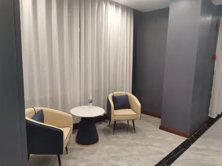 Wangkui Huijin Business Hotel