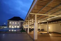 Crispan Suites and Event Center Hotels in Jos