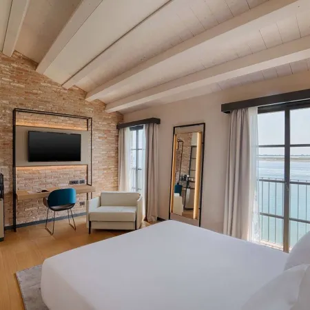 NH Collection Murano Villa