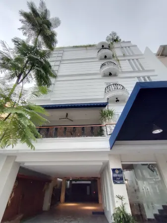 Arrayan Hotel Malioboro Отели в г. Ngampilan