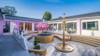 Floral Hotel· Rose Time Hotel (Milu Immersive Drama Workshop) Hotels near Beijing Daxing International Airport