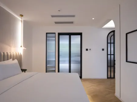 Ananas Polaris Hotel (Tongde Kunming Plaza Beichen Fortune Centre) Отели рядом с достопримечательностью «Hua Zhi Cheng Nanya Huahui Bolan Center»