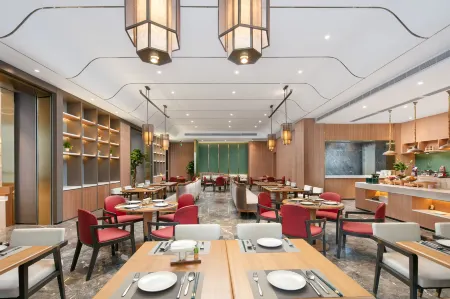 JOYCHENG Hotel (Wuhan Xudong Xiaopinmao Hubei University) Отели рядом с достопримечательностью «Wuhan Botanical Garden»