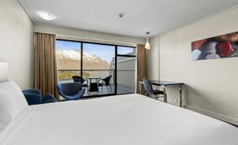 Copthorne Hotel & Apartments Queenstown Lakeview