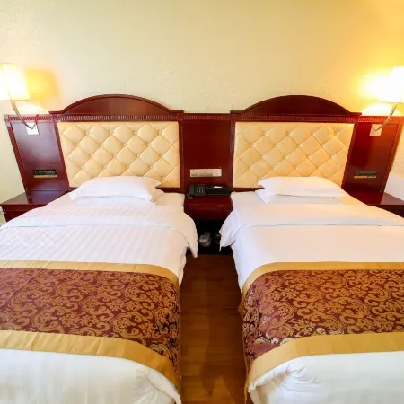 Bobai Baolilai Hotel