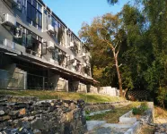 Yangshuo Heyday Resort Hotel (Welfare Riverside Branch) Hotels in Welfare Ancient Town Scenic Spot