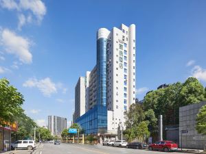 Weilai Hotel (Changsha Wuyi Square Huangtuling Subway Station Branch)