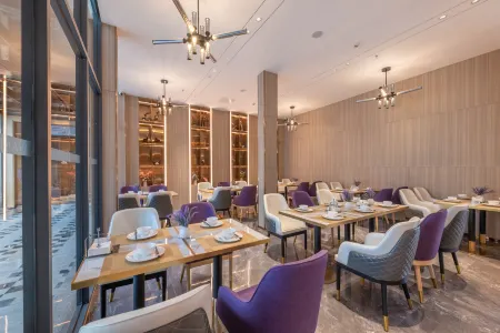 Lavande Hotel (Dongguan Dongcheng 33 Town) Отели рядом с достопримечательностью «Dongguan Xiangshi Zoo»