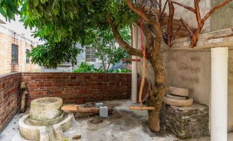 Luoding Xitian Zhuyuan Homestay