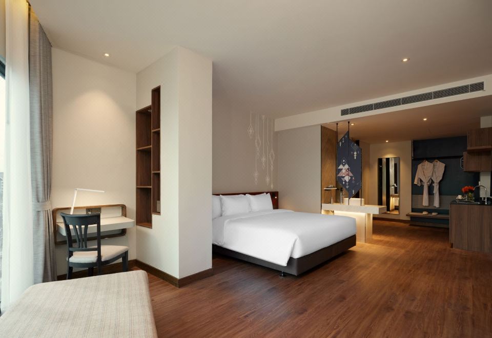 5. 센타라 라이프 ..