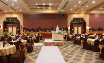 Songphanburi Hotel