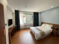 Ganglong Panling Hotel, Dege County Hotels in Dege