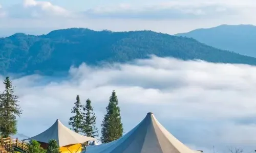 Yixiangshan Camp and Banshan Hotel