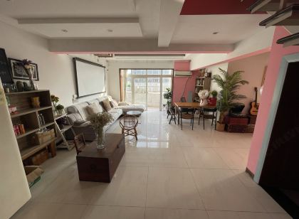 Chongqing Wulishan City Youth Hostel (Red Earth Subway Station)