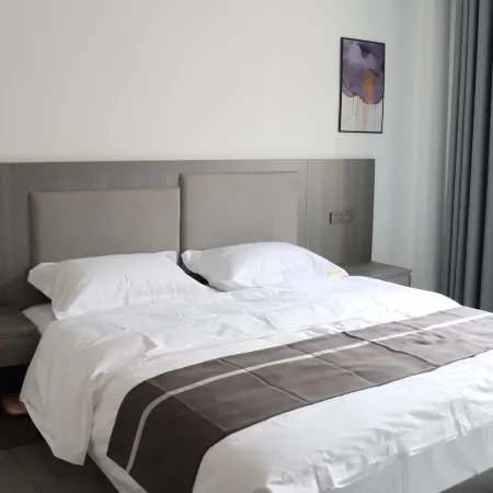 Baoshan Yunxuan Hotel (High-speed Railway Station)