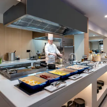 CYBO Station SSAW Shangpin Hotel Luohu Shenzhen