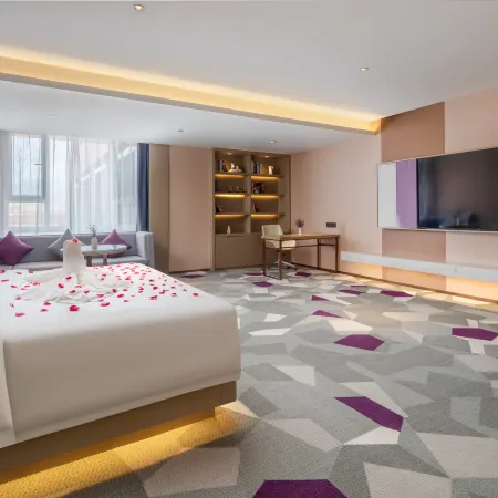 Lavande Hotel (Altay Wubaili Fengqingjie)