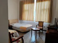 Huize Hongping Hotel Hotels near Daibu Station