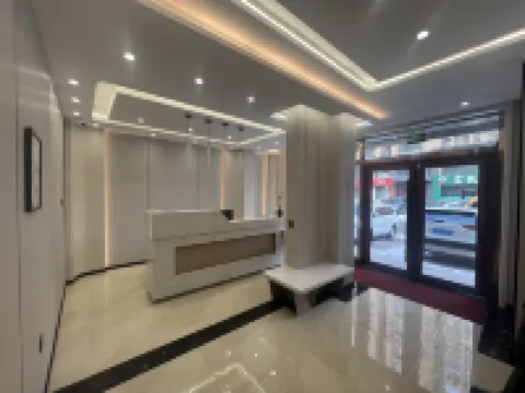 Dongfeng Qiduo Apartment Hotels in Dongfeng
