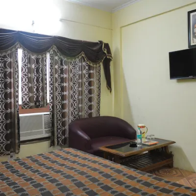 Mansarover Hotel & Banquets โรงแรมใกล้Bareilly City