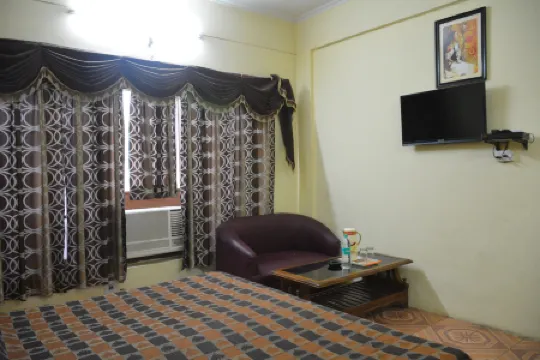 Mansarover Hotel & Banquets