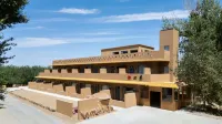 mountain east hotel