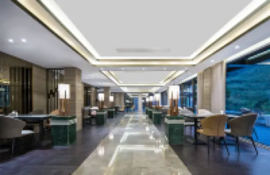 Cloud End Tingyue Vacation Villa