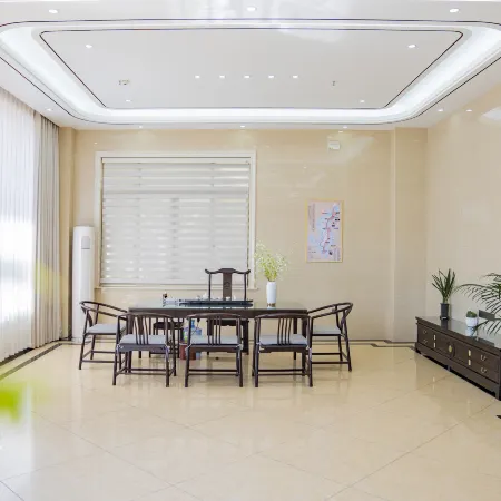 Best Wishes Beachfront Hotel（Adjoin Mazu Temple ）