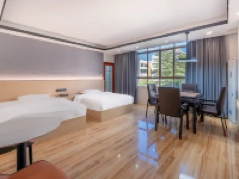 Kingswood Hotel Hotels in Changjiang