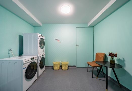 Hangzhou Arnes Hotel Hotel Overview