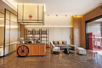 Homeinn Plus Hotel (Aksu Jiefangbei Road Airport)