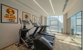 H SUITES SERVICED APARTMENTS