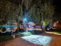 Longhu Homestay (Le'an Liukengcun)