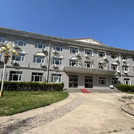 Huailai Huanglong Hotel