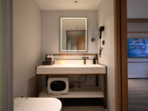 藝龍飯店（武漢黃鶴樓長江大橋店） 戶部巷附近的飯店