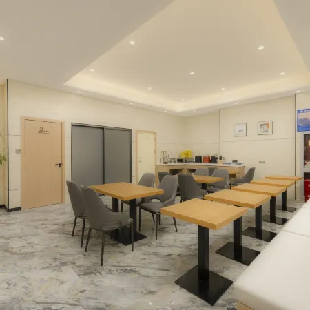 Urban Garden Hotel (Xining Municipal Government)