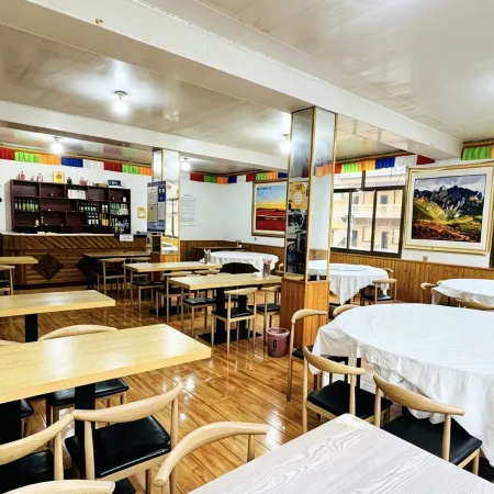 Di Bu Shan Yin Li Homestay