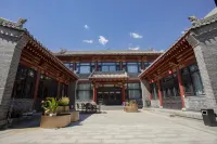 Fanshi Zhenfutang Chinese Siheyuan Homestay (Dazhijingyuan Cultural Tourism Scenic Area)