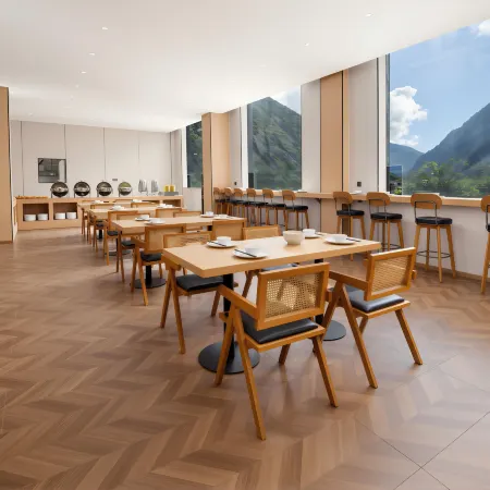 Daocheng Four Seasons Oxygen-enriched Hotel