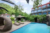 Floral Hotel Hongfangzi Hotels in Deqing