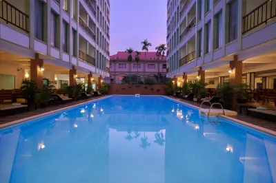 Smiling Hotel Отели в г. Сием-Рип