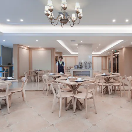 Vienna International Hotel (Hefei Olympic Sports Center Vientiane City)