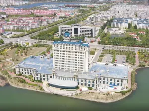 Blue Horizon Junhua Hotel (Binzhou Bailu Lake)