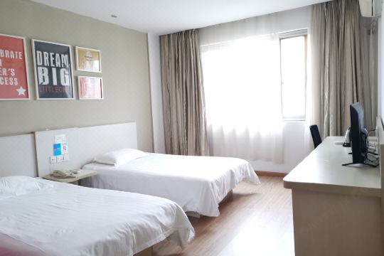 怡莱酒店(绍兴上虞舜江路店)