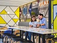 Holiday Inn Express 新加坡實龍崗智選假日飯店 薰衣草區附近的飯店
