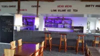 Jalyn's Resort Sabang - bar