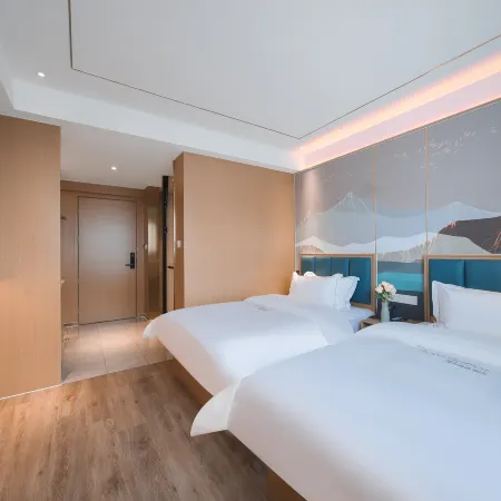 Qingmu Select Hotel (Chaohu Wanda Plaza Xiangyang Road)