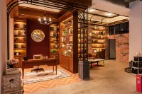 Card Coffee Hotel (Shaoyang North Bus Station)