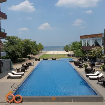 D'Season Premiere Hotel Jepara