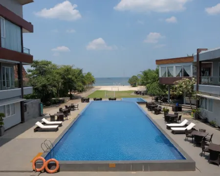 D'Season Premiere Hotel Jepara Hotels in Jepara